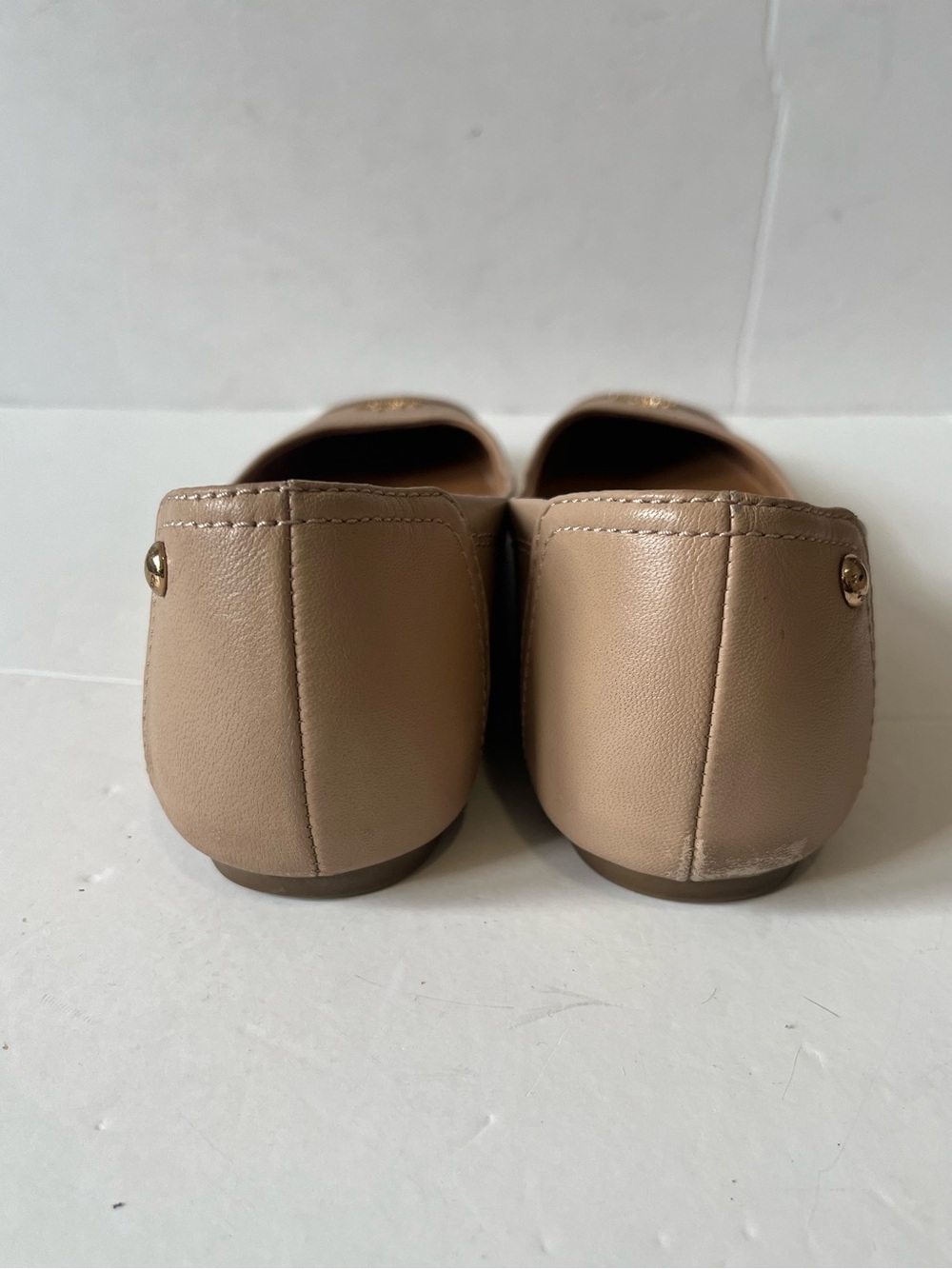 Coach Chelsea cream neutral leather cap toes ballet flats size 7.5B - Picture 4 of 11